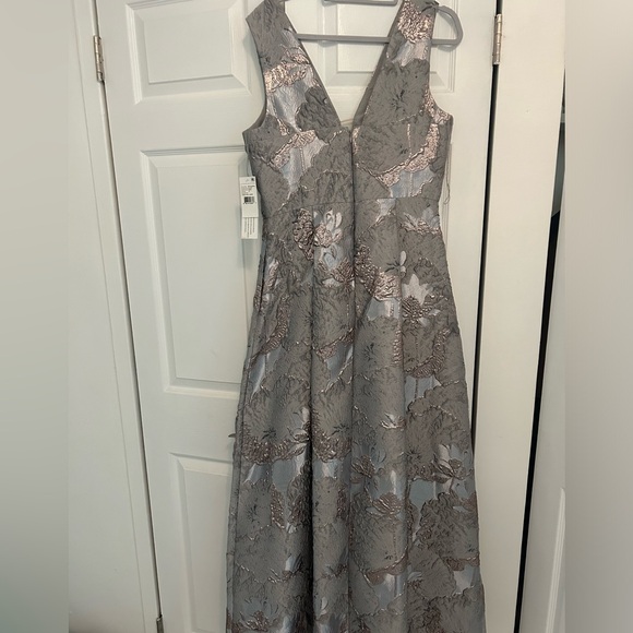 COPY - Aidan Mattox NWT ballgown WITH POCKETS! - Picture 4 of 4